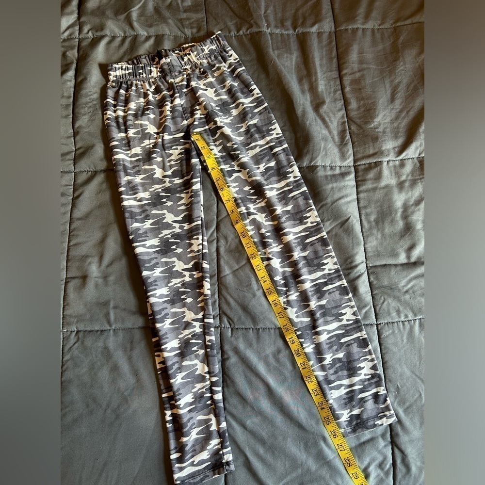 M/L - Just Cozy Leggings